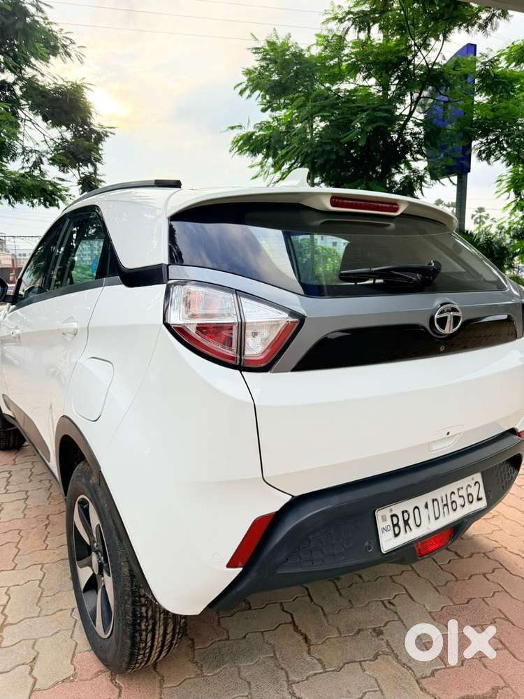 Tata Nexon 1.2 Revotron Xza Plus, 2017, Petrol
