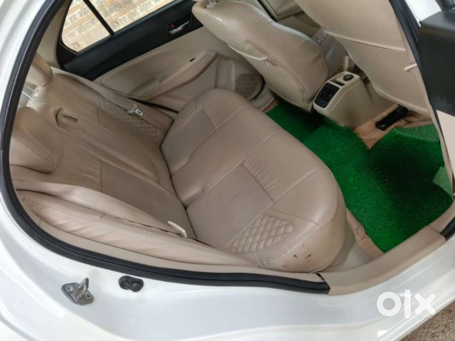 Maruti Suzuki Dzire 1.2 Vxi, 2022, Petrol