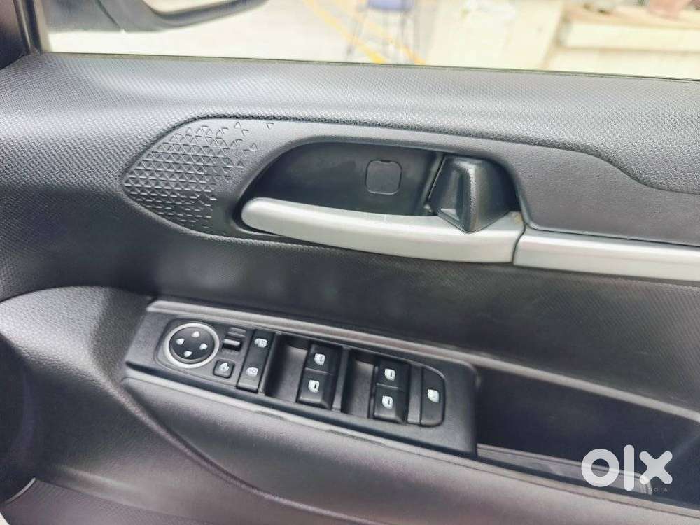Kia Sonet Htk Plus, 2021, Petrol