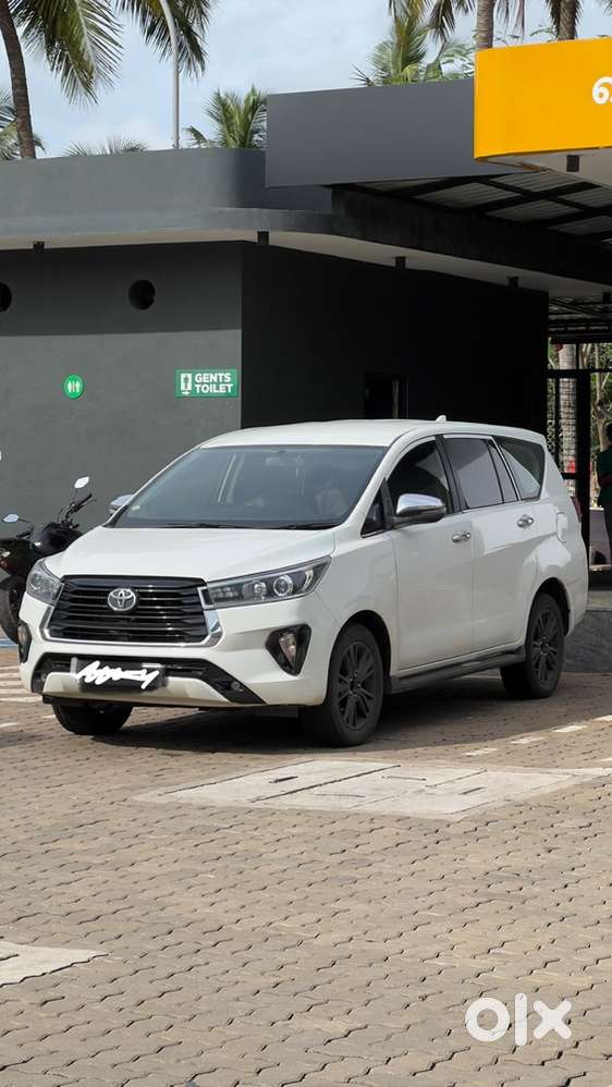Toyota Innova Crysta 2017