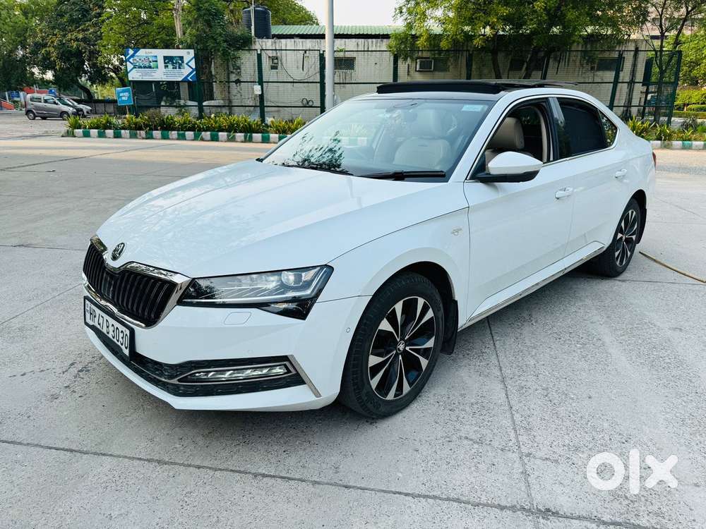 Skoda Superb 2.0 L&k Tsi At, 2022, Petrol