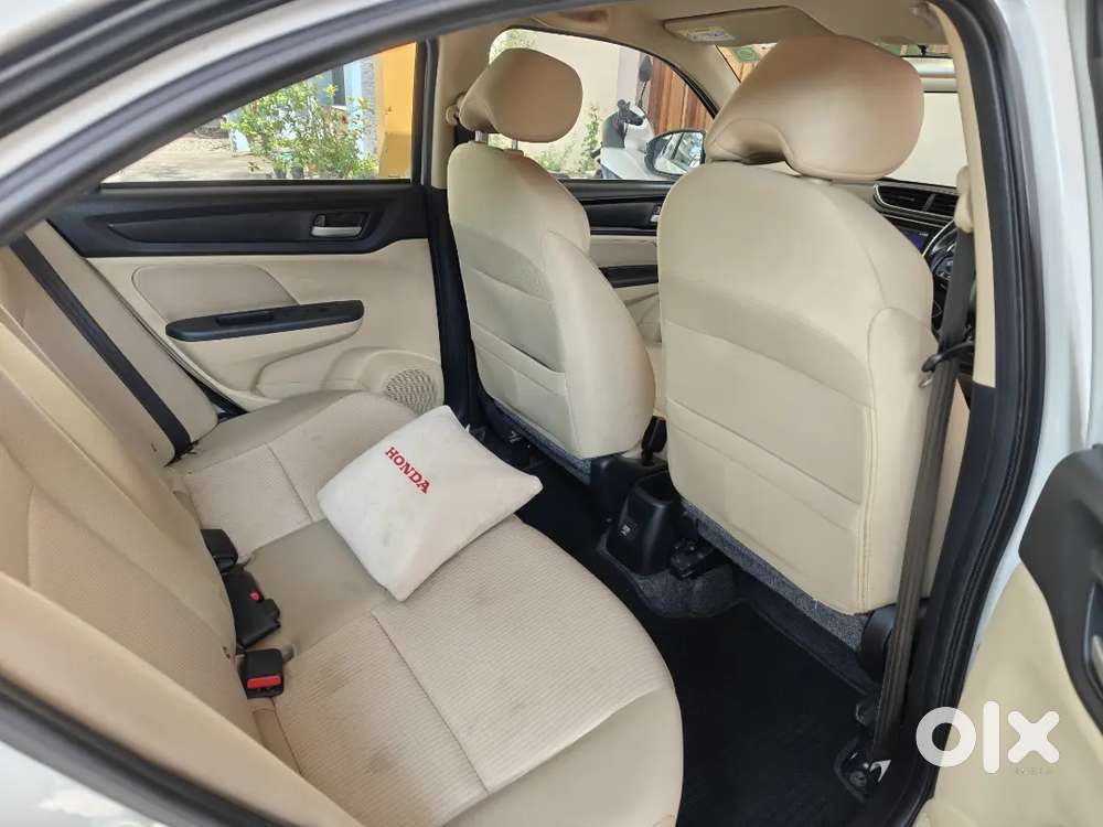 Honda Amaze Automatic  2021 Petrol 29000 Kms