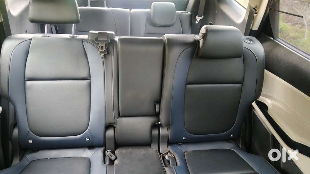 Kia Carens G 1.5 6mt Premium (o) 7-seater, 2025, Petrol