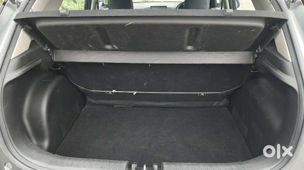 Hyundai Venue S 1.2 Petrol  Dec 2022  1st Owner  40,000 Km
