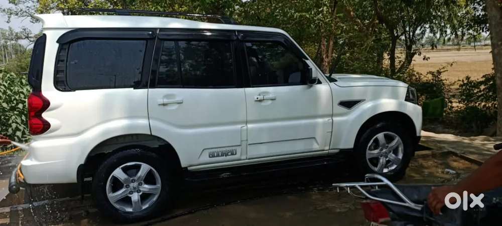 Mahindra Scorpio Classic 2019