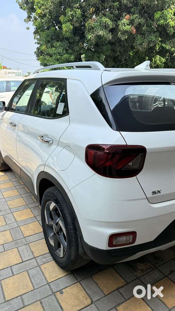 Hyundai Venue 1.0 Sx Plus Turbo Dct Dual Tone, 2019, Petrol