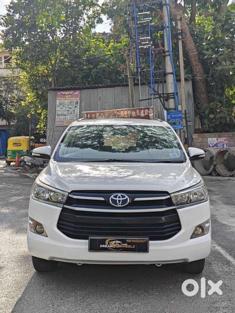 Toyota Innova Crysta 2.4 G Mt, 2016, Diesel