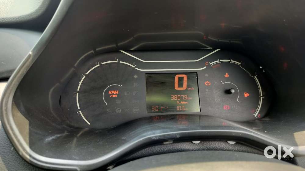 Renault Triber 1.0 Rxe, 2021, Petrol