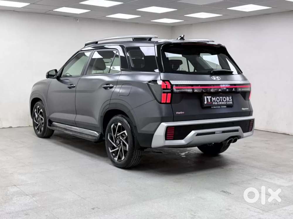 Hyundai Alcazar, 2025, Petrol