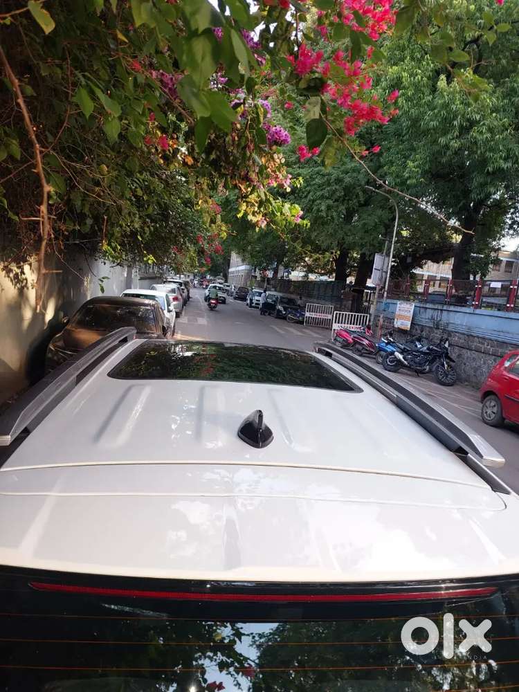 Hyundai Alcazar 2025 2026. Signature