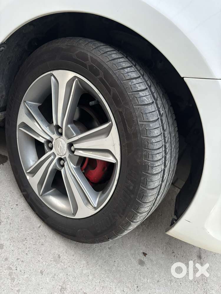 Hyundai Verna Fluidic 1.6 Vtvt Sx Automatic, 2014, Petrol