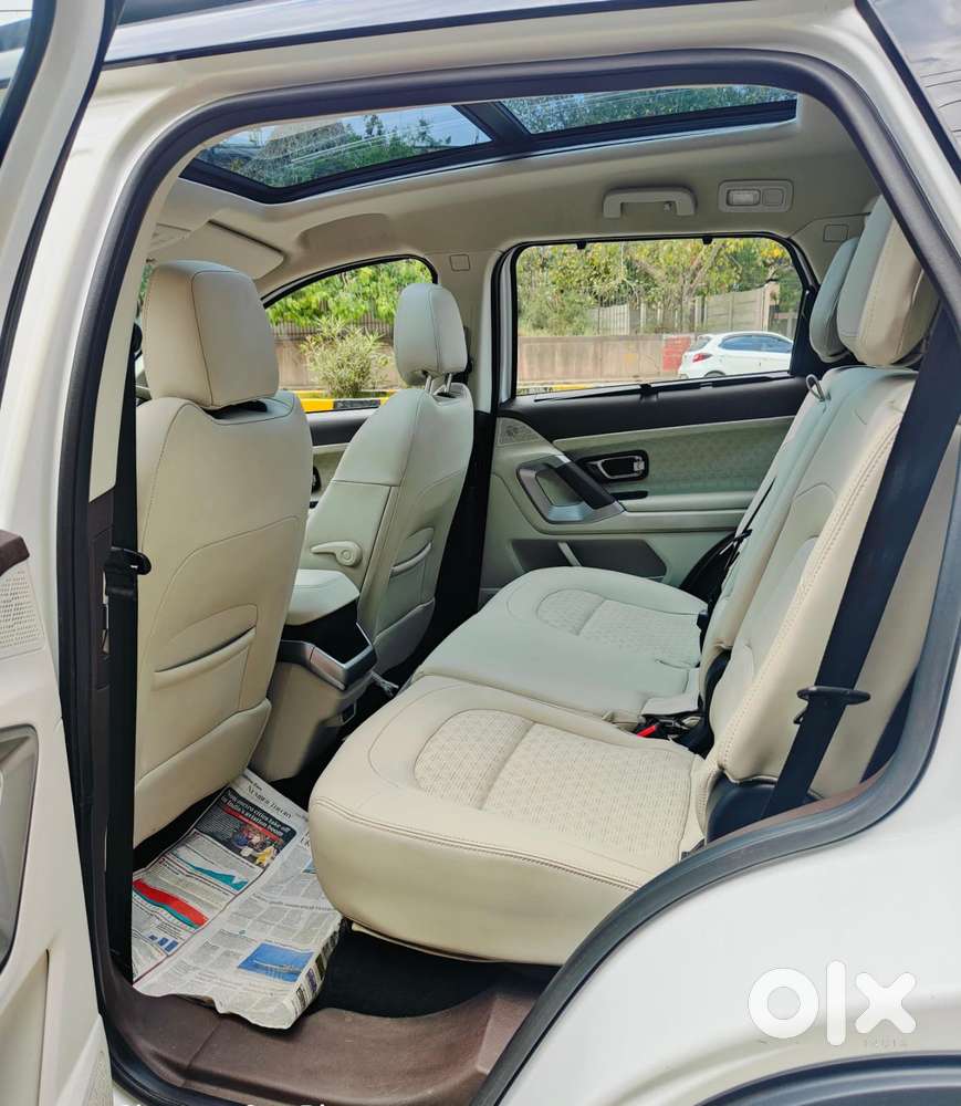 Tata Safari Adventure X Plus 7 Str At, 2025, Diesel