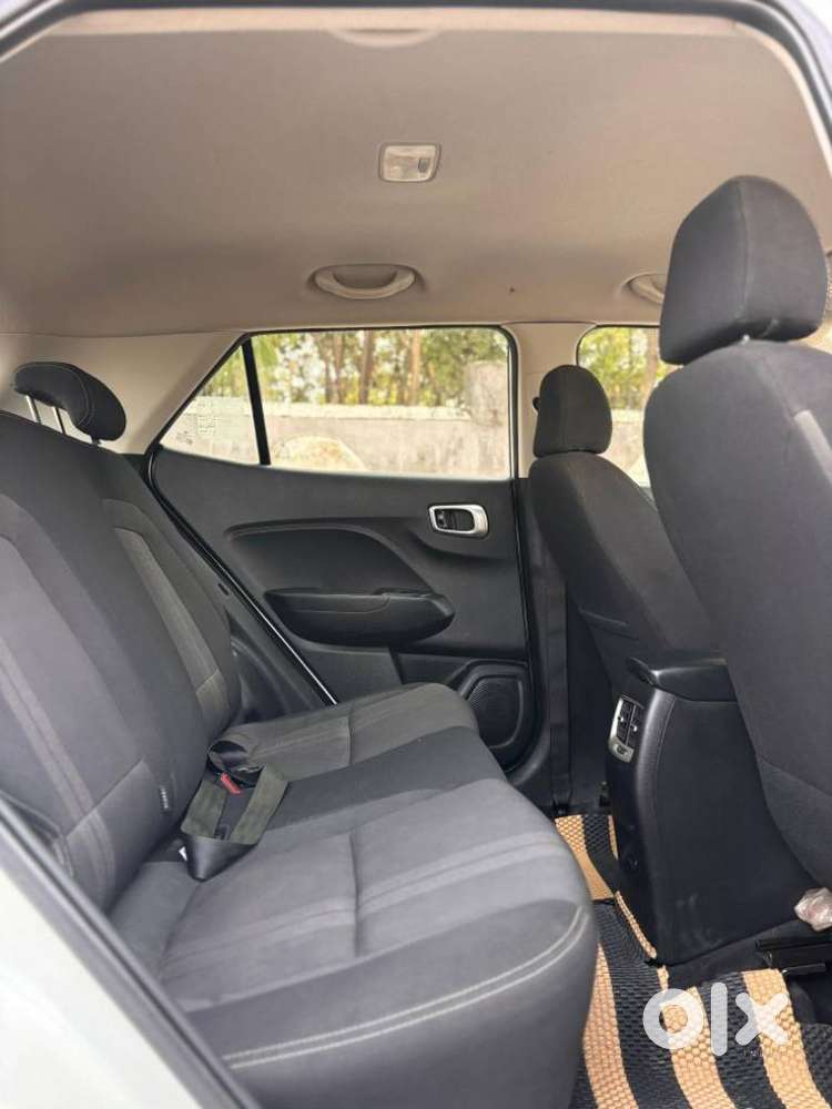 Hyundai Venue S 1.2 Petrol, 2021, Petrol