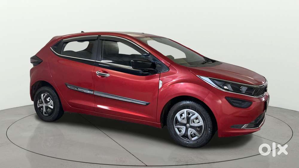 Tata Altroz 1.2 Xe, 2021, Petrol