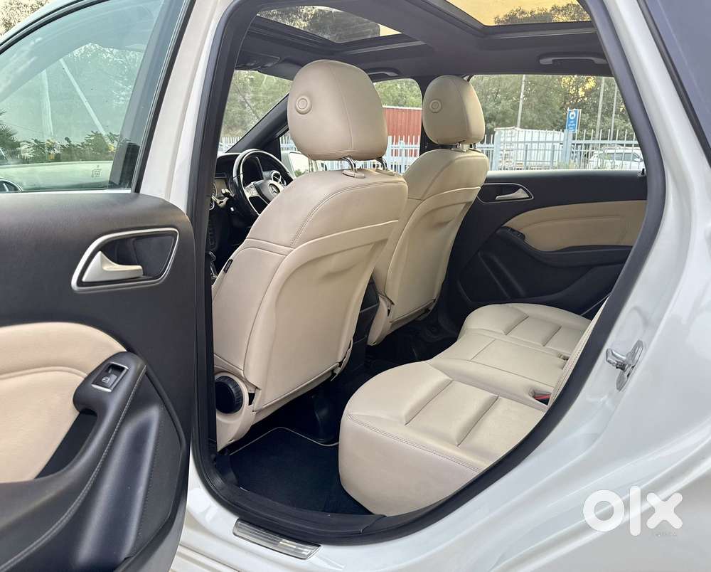 Mercedes-benz B Class 2012-2015 B180 Sports, 2012, Petrol