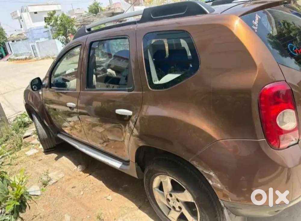 Renault Duster 2013 Diesel 75000 Km Driven
