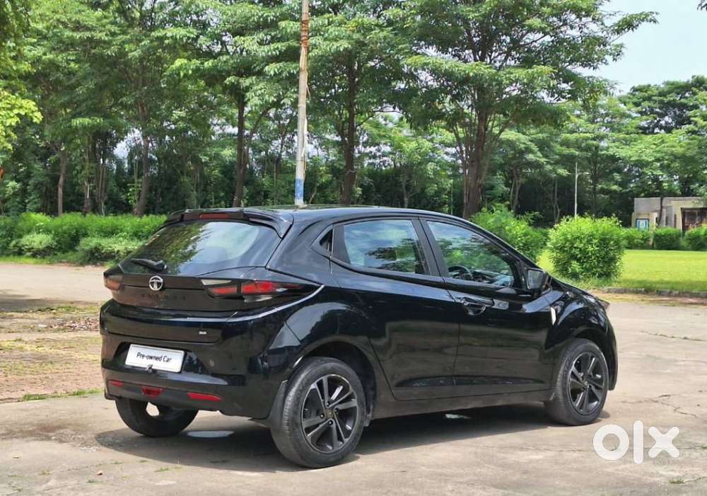 Tata Altroz Xz Plus (s) Dark Edition, 2023, Petrol