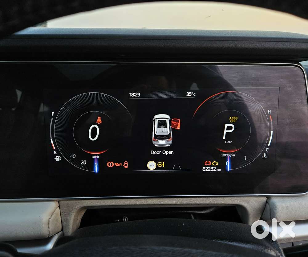 Mahindra Xuv700 2.2 Ax 7 Diesel At Luxury Pack Str, 2022, Diesel