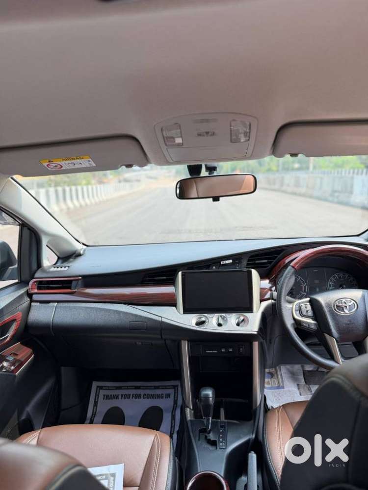 Toyota Innova Crysta