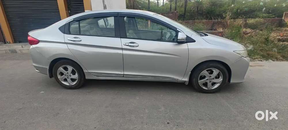 Honda City 2016  Top Model Sunroof Hr70no