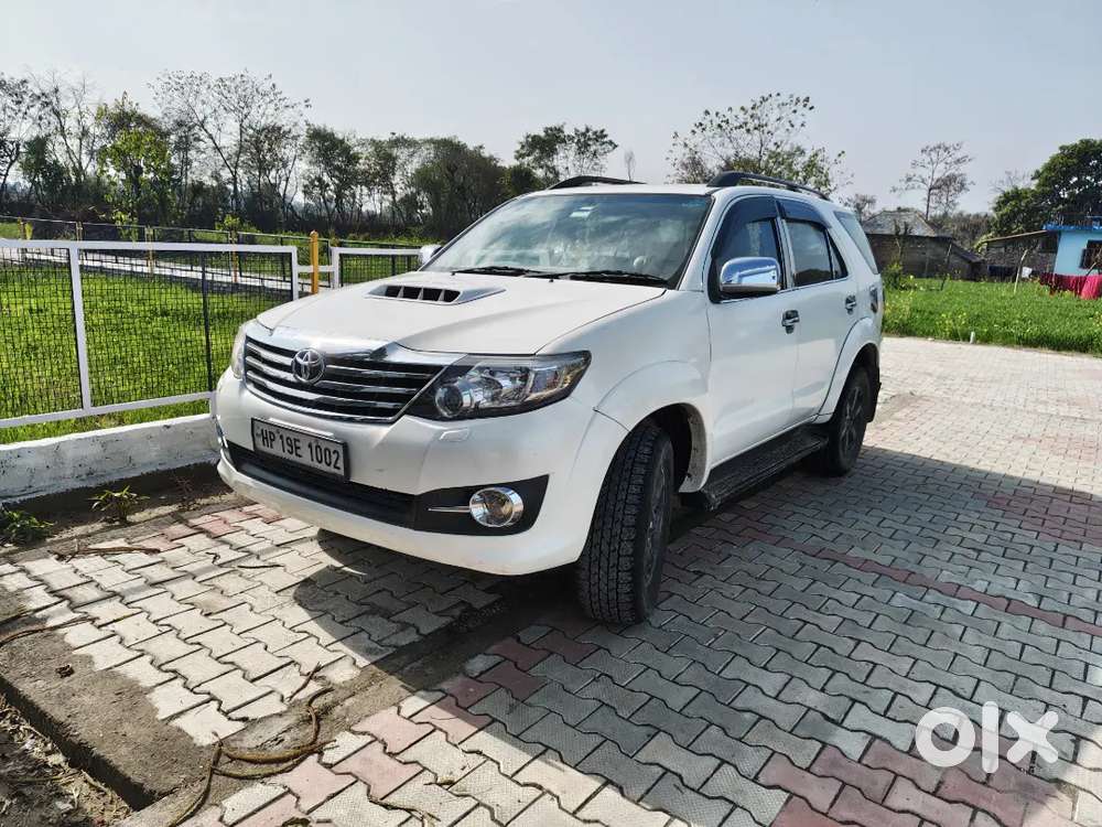 Toyota Fortuner 2010 Diesel 230000 Km Driven