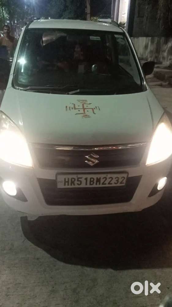 Gaadi Saaf Sutri Hai Gaadi। Mainkoi Dikkat Nahi Hai Good Condition