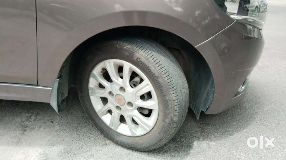 Tata Tiago 1.2 Revotron Xza, 2018, Petrol