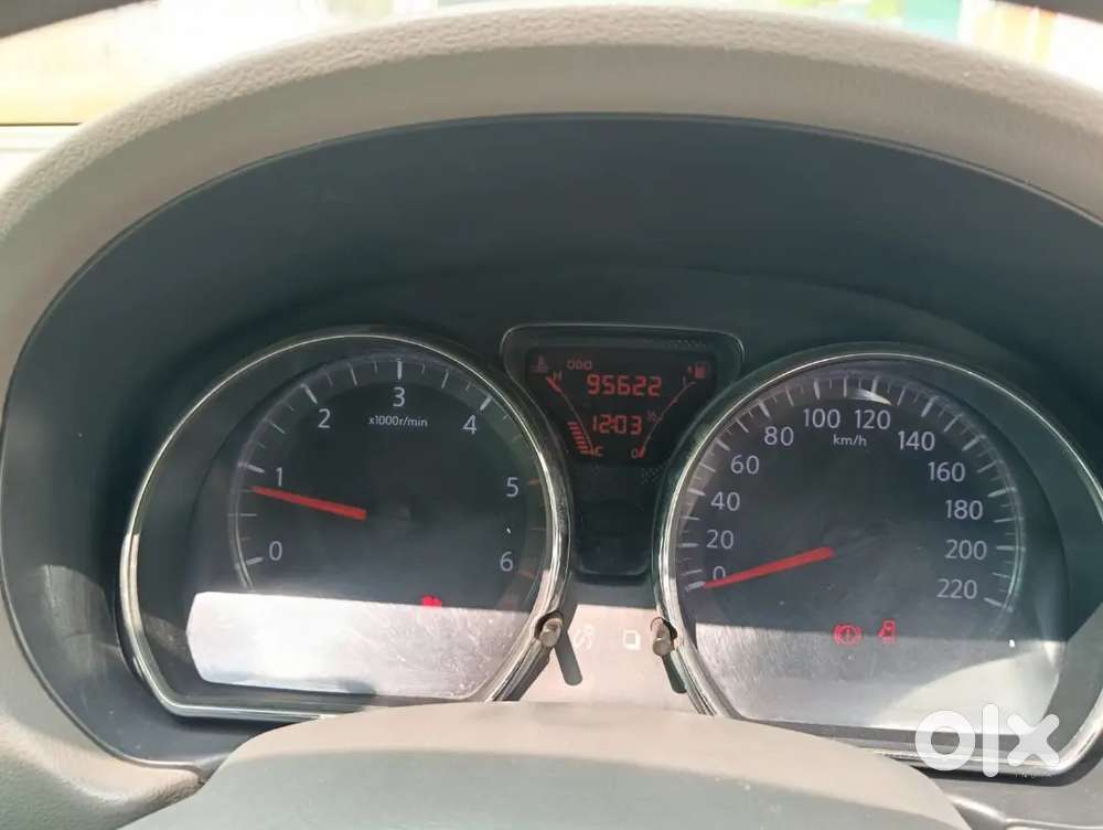 Nissan Sunny Diesel 2012