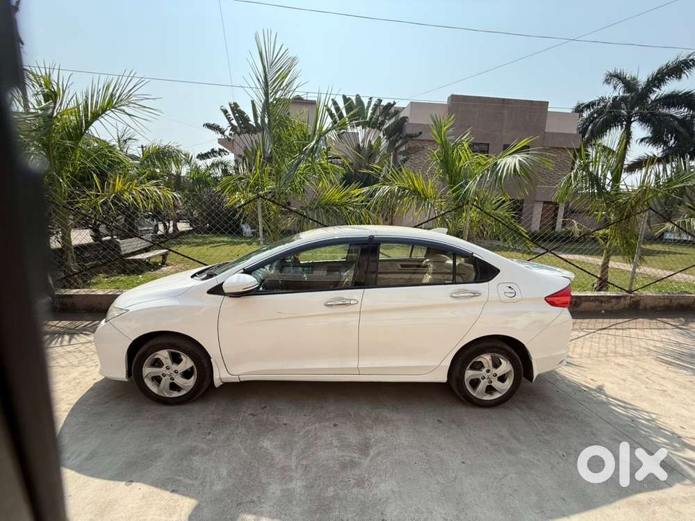Honda City Zx 2017 Cng & Hybrids Well Maintained