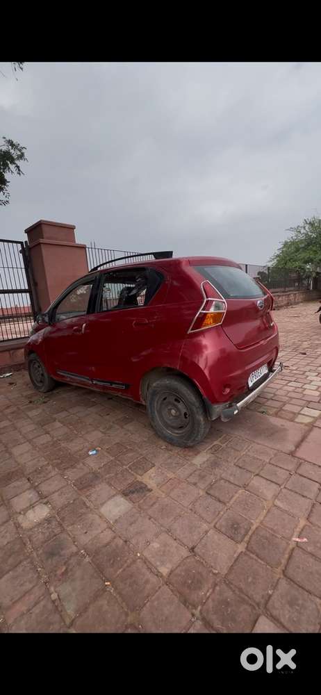 Datsun Redigo Petrol 2017