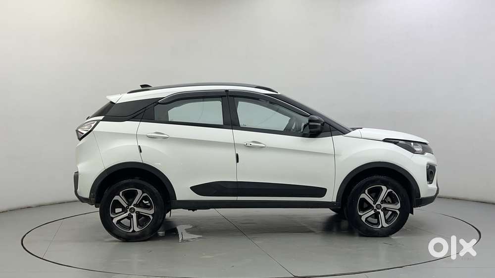 Tata Nexon 1.2 Revotron Xz Plus, 2023, Petrol