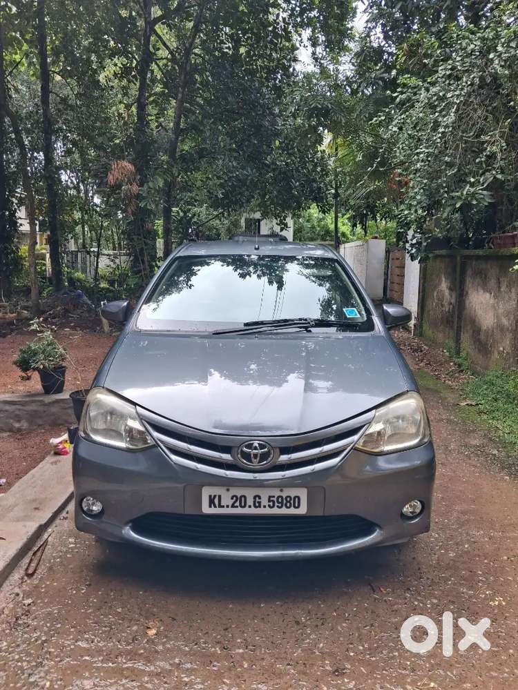 Toyota Etios Liva G 2014 Petrol