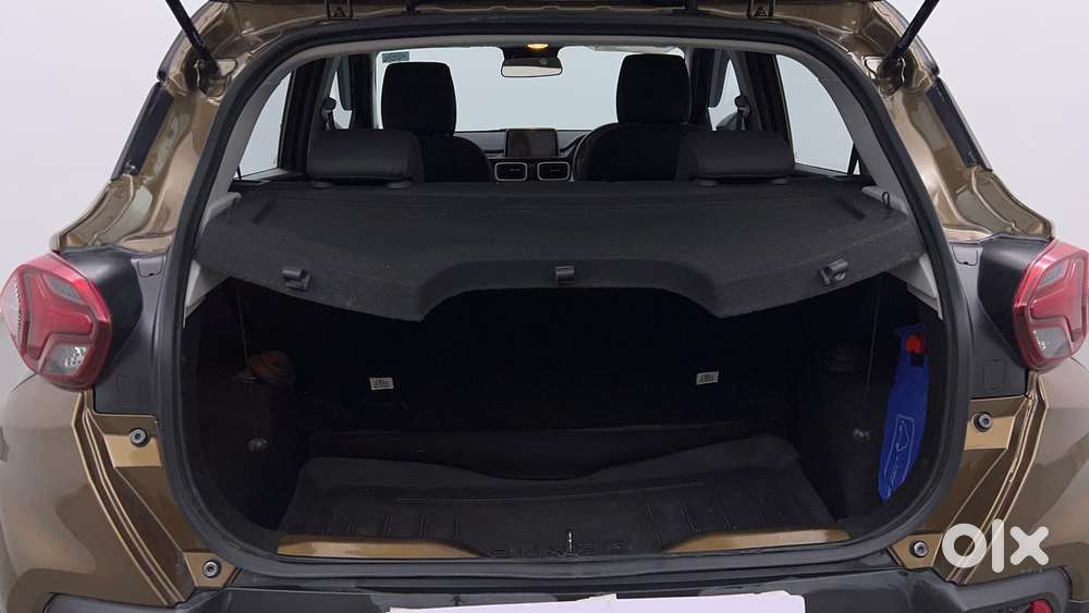 Tata Punch 1.2 Revotron Creative Amt Dual Tone, 2023, Petrol
