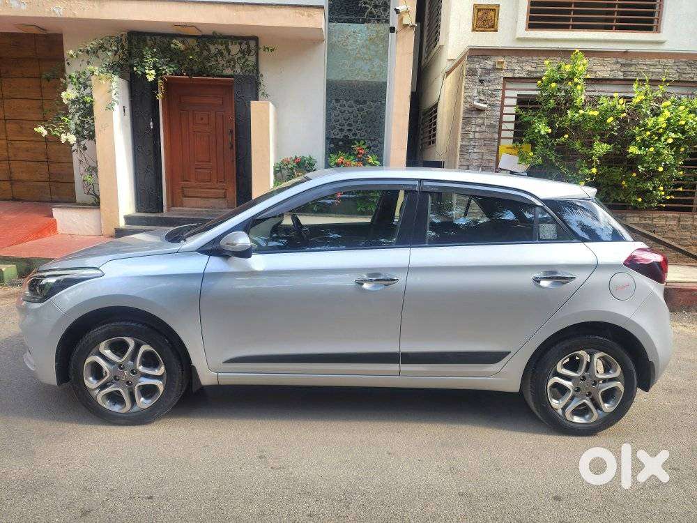 Hyundai I20 Asta (o) 1.2 Mt, 2018, Petrol