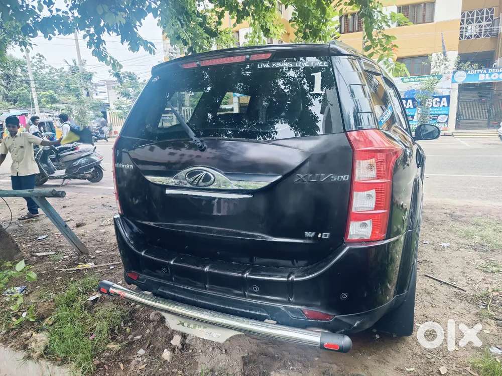 Mahindra Xuv500 2015