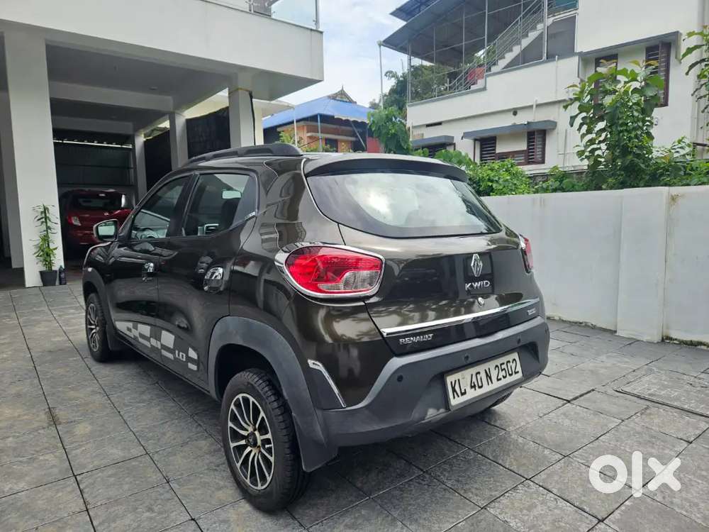 Renault Kwid 2017 Petrol 28000 Km Driven, Automatic Car