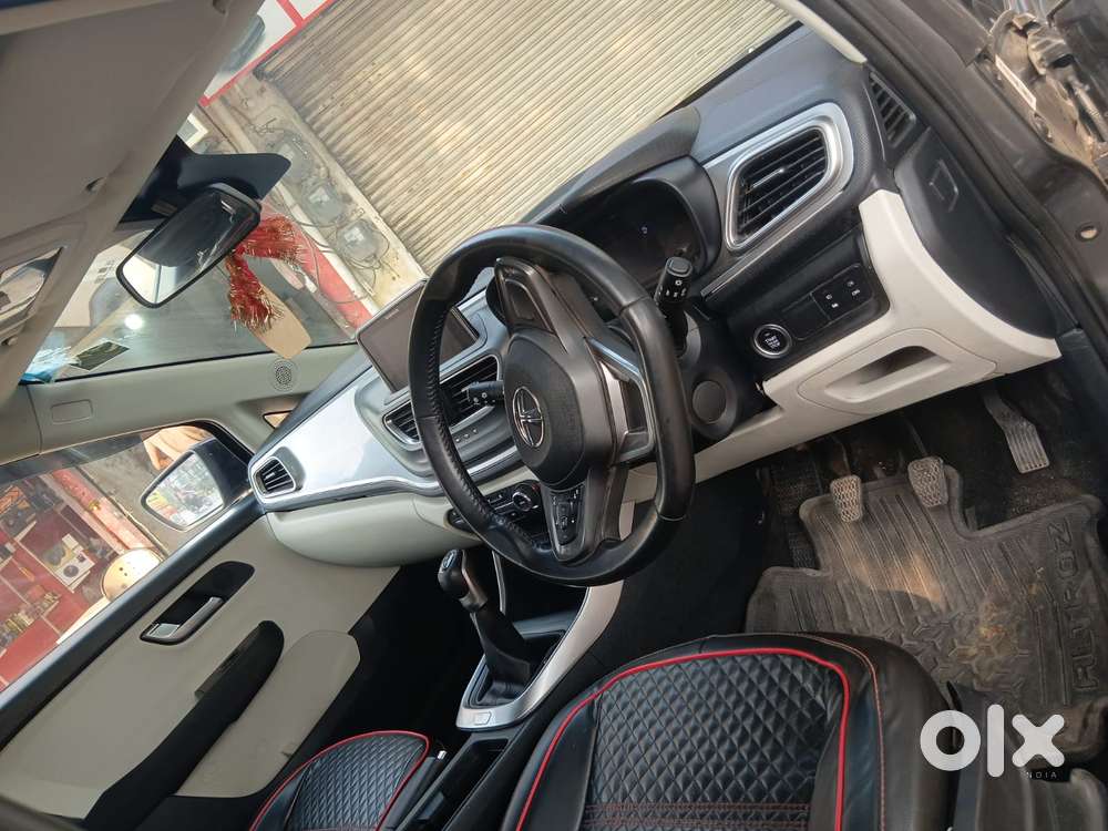 Tata Altroz Xz Plus (s) Icng, 2023, Cng & Hybrids