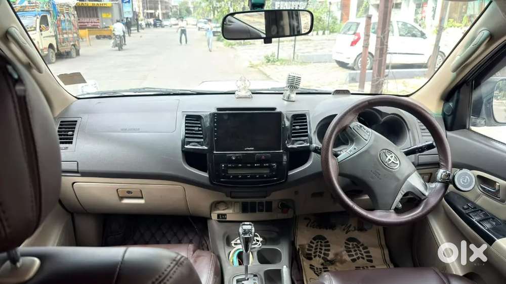 Toyota Fortuner Diesel At 2013