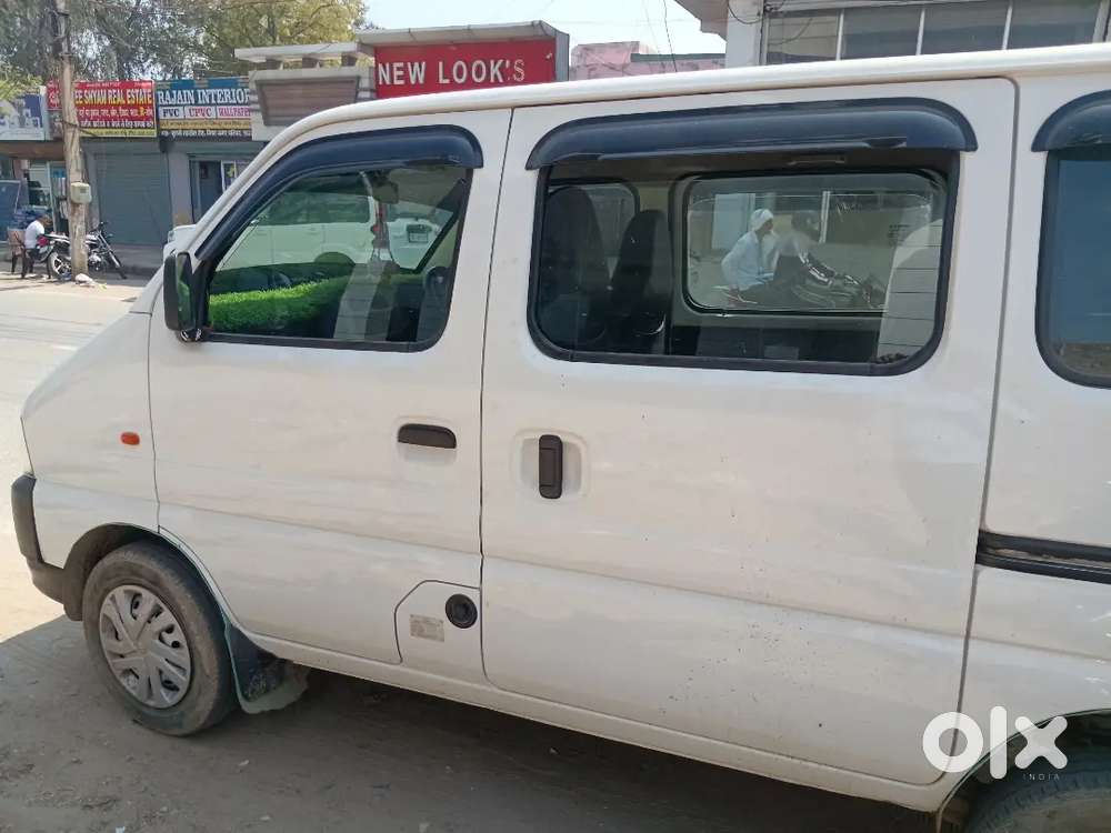 Maruti Suzuki Eeco 5 Str With Ac Cng And All Work Done
