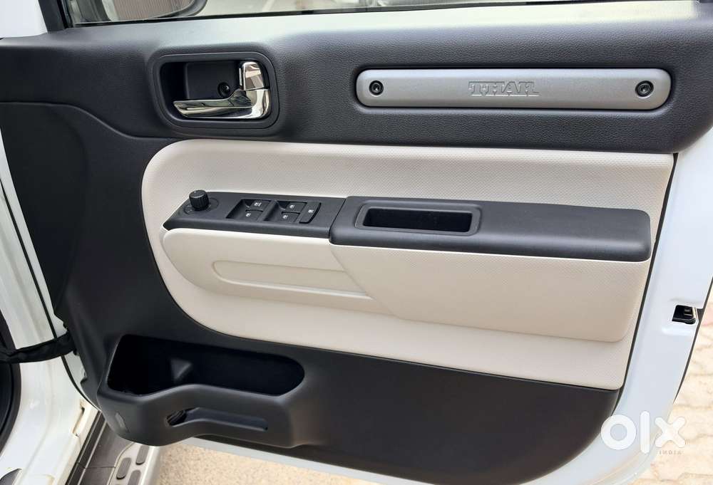 Mahindra Thar Roxx Mx5 Rwd Diesel At, 2025, Diesel