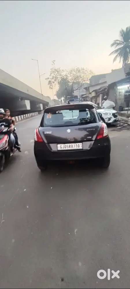 Maruti Suzuki Swift 2017 Diesel 70000 Km Driven