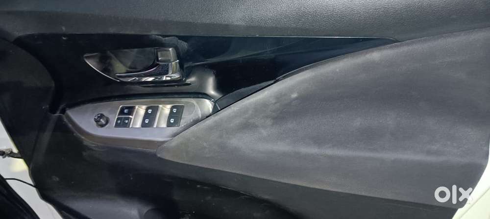 Toyota Innova Crysta 2.4 V, 2017, Diesel