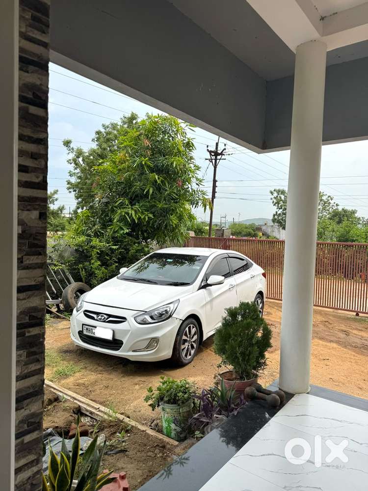 Hyundai Fluidic Verna 2014