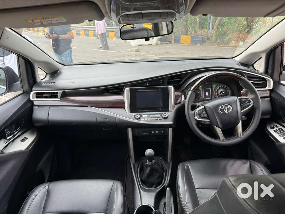 Toyota Innova Crysta 2018 Diesel Well Maintained