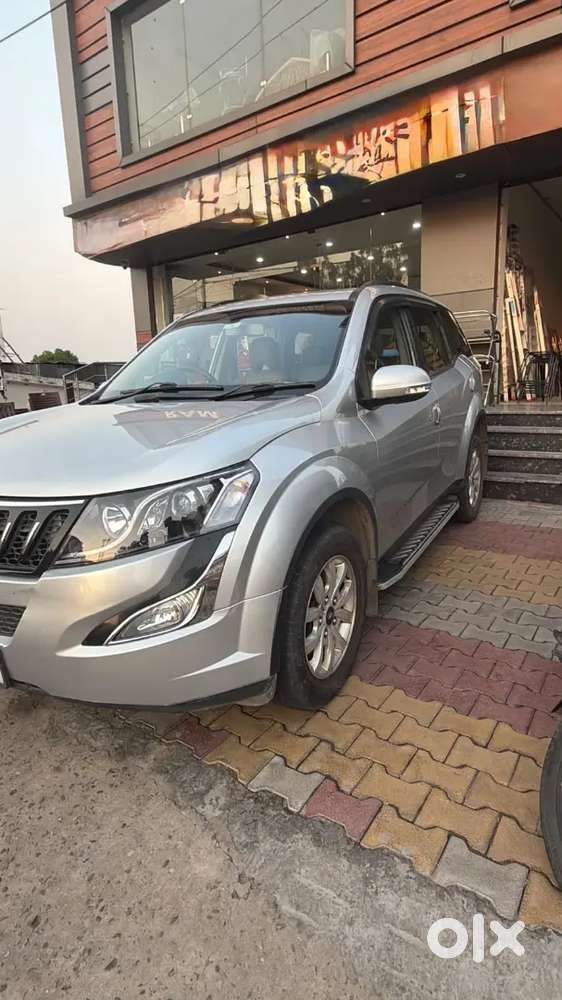 Mahindra Xuv500 2017