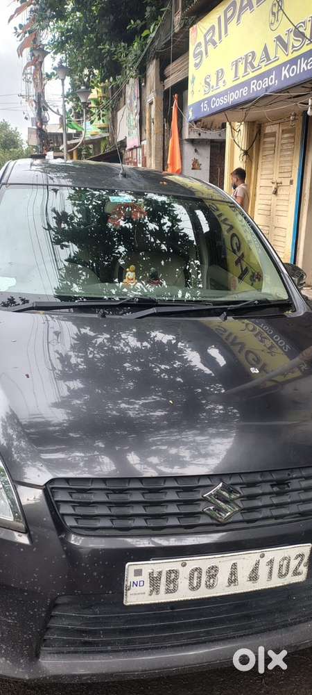 Life Time Tax Maruti Suzuki Ertiga Petrol Well Maintained