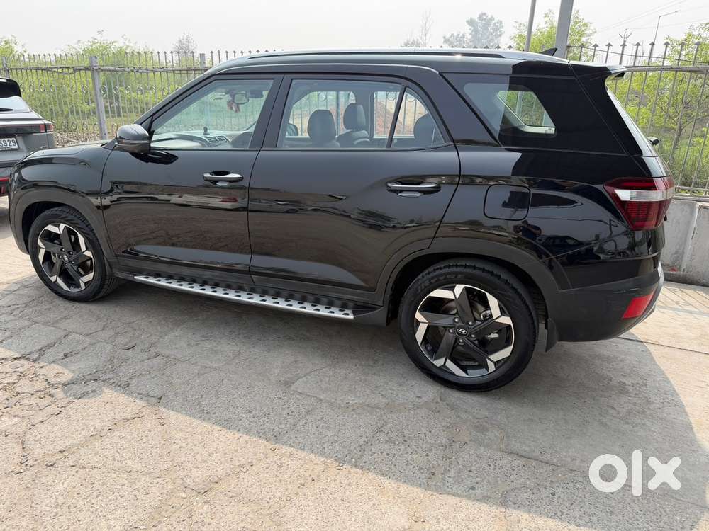 Hyundai Alcazar 2021 Signature (o) Diesel Automatic