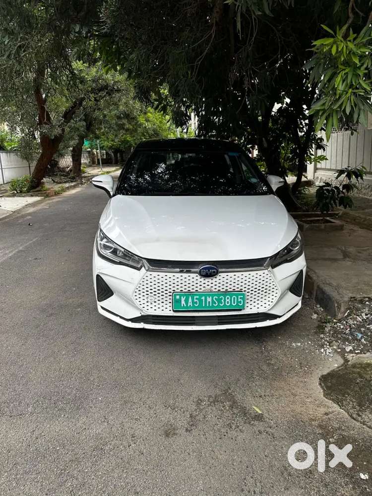 Byd E6 2022 Electric Good Condition