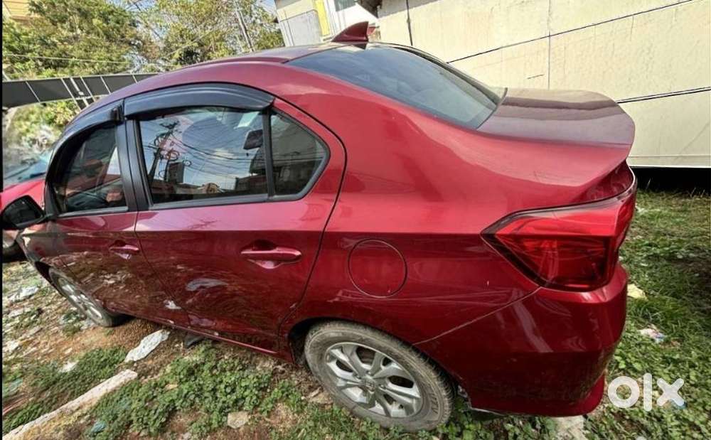 Honda Amaze 2nd Gen Vx, 2019, Petrol