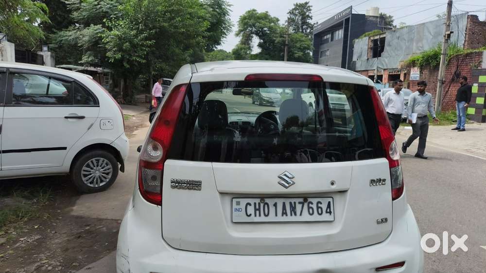 Maruti Suzuki Ritz Lxi, 2012, Petrol